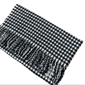 Lowest Deal $8 
Cashluxe 100% Acrylic Plaid Scarf